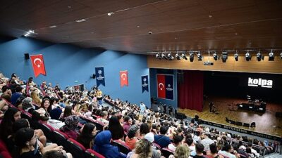 Çerçioğlu, kültür ve sanat etkinliklerini kentin dört bir yanında vatandaşlar