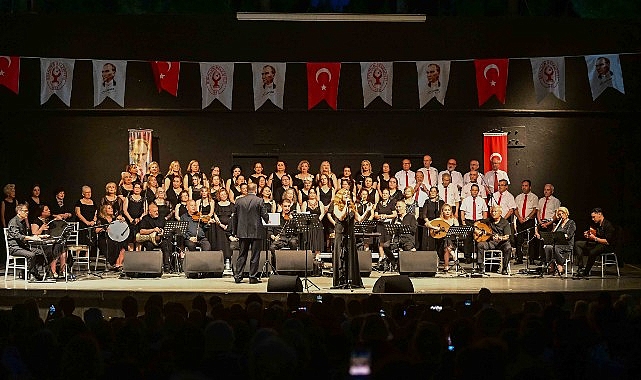 Bornova Belediyesi, kültür ve sanat etkinlikleri kapsamında düzenlediği iki dev