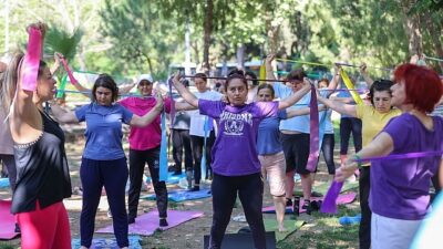 Buca Belediyesi'nin yaz aylarında da hız kesmeden devam ettirdiği spor