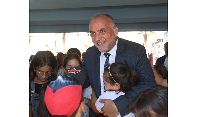 Canik Belediyesi'nin ailelerden ve gençlerden beğenileri topladığı "Haydi Güle Oynaya