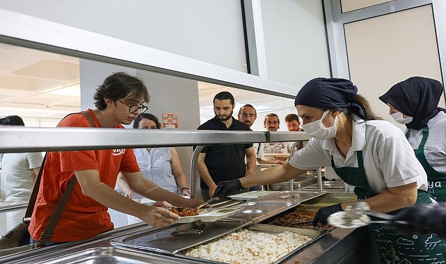Çankaya Belediyesi, üniversite öğrencilerinin bütçelerine destek olmak ve sağlıklı gıdaya