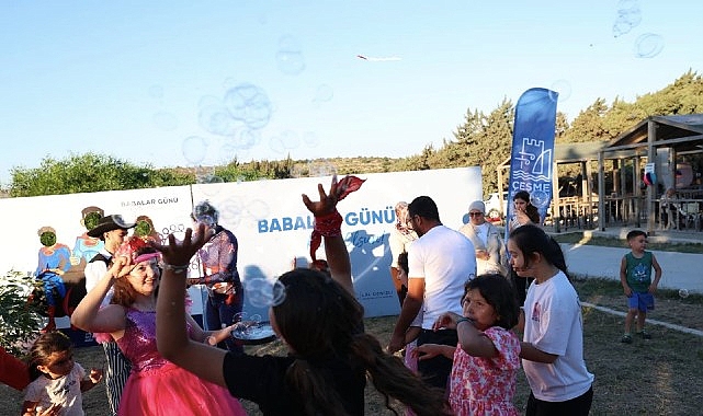 Çeşme Belediyesi Sosyal Yardım İşleri Müdürlüğü tarafından Babalar Günü dolayısıyla