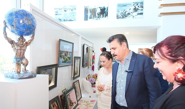 Dikili Belediyesi, ilçede kültür ve sanat hayatını canlandırmaya, yerel üretimi