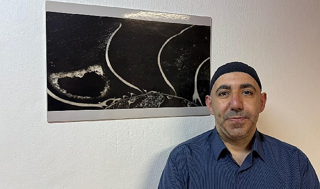 Hafız Faruk Altun'un hazırladığı "Gizli ve Aşikâr" Sergisi, Arnavutköy'de sanatseverlerle