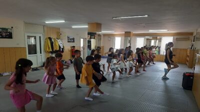 Efes Selçuk Belediyesi tarafından çocukların yaz tatilini verimli, eğlenceli ve