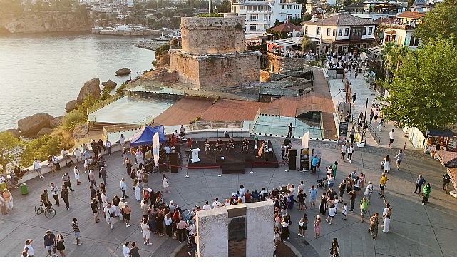      Antalya Büyükşehir Belediyesi İsmail Baha Sürelsan