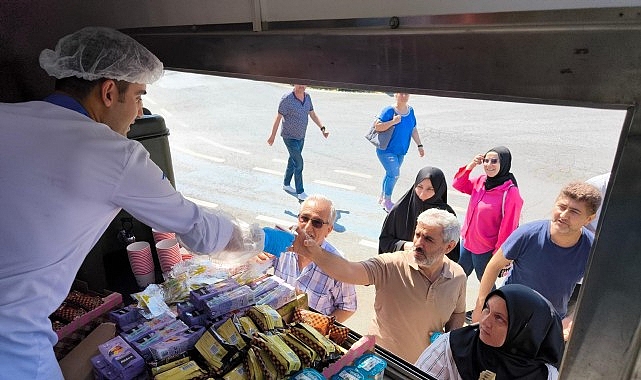 İBB, sınav süreçlerinde öğrencileri ve ailelerini desteklemeyi sürdürüyor.