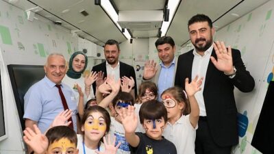 İETT, ekonomik ömrünü tamamlayan malzemeleri geri dönüştürerek Beykoz Necip Fazıl
