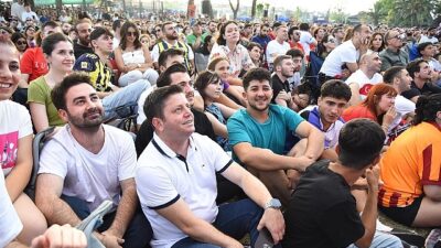 Kadıköy Belediyesi, Dünya Kupası coşkusunu Kalamış Etkinlik Alanı’na taşıyor.
