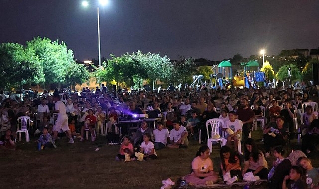 Kartepe Belediyesi, yaz etkinlikleri kapsamında çocukları ve aileleri harika bir