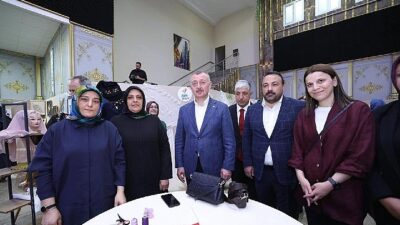 Kocaeli Büyükşehir Belediyesi KO-MEK ilçe sergilerinin sonuncusu Dilovası’nda açıldı.