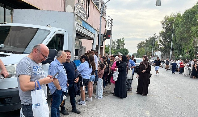 Konak Belediyesi, LGS sınavına giren öğrencileri bu yıl da yalnız bırakmadı.