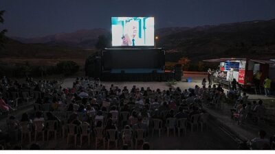 Konya Büyükşehir Belediyesi tarafından merkez dışında ilçelerde düzenlenen “Sinema Günleri”