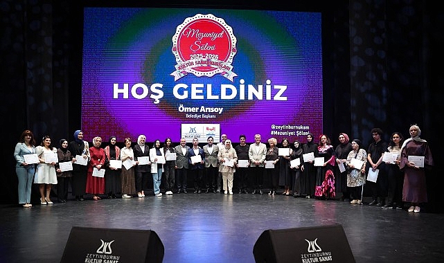 Zeytinburnu Kültür Sanat’ta kurs sezonu, sergi açılışı ve mezuniyet şöleniyle
