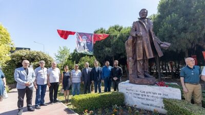 Dünya şairi Nazım Hikmet, aramızdan ayrılışının 63.