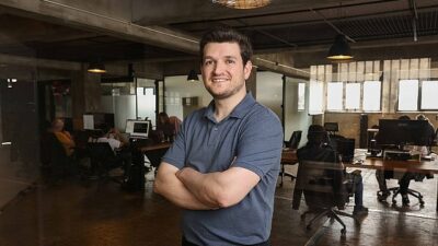 Yapay zekâ destekli iş kurma ve yönetme platformu Promake, küresel