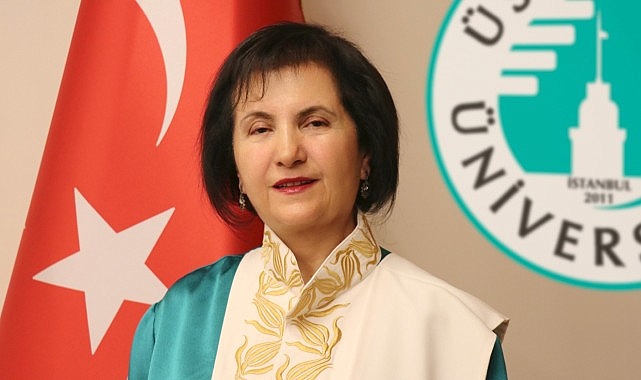 Üsküdar Üniversitesi Rektörü Prof.