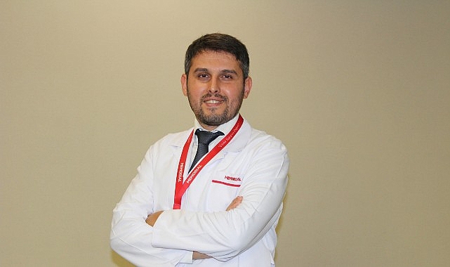 Yaz tatili çocuklar için oyun, deniz, havuz ve açık havada