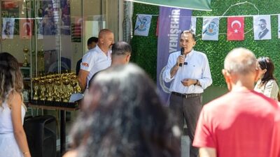 Yenişehir Belediyesi Ata Spor Tesisleri’nde düzenlenen ve 273 lisanslı sporcunun
