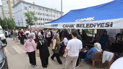 Canik Belediyesi, ücretsiz kafeterya hizmeti, bekleme alanları ve ikramlarıyla YKS'ye