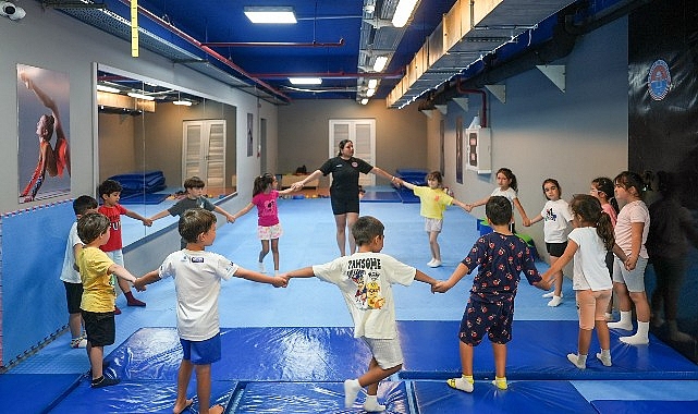Maltepe Belediyesi Yaz Spor Kursları’yla sporda fırsat eşitliğini destekliyor
