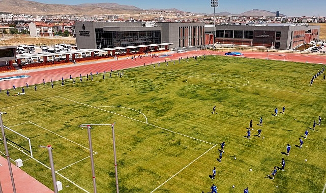 Başkan Altay ve Başkan Pekyatırmacı Selçuklu Belediyesi Sporcu Seçme ve Yetiştirme Merkezi’nde