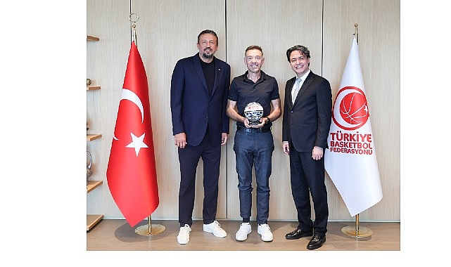 Koray GYO’dan TBF Başkanı Hidayet Türkoğlu’na ziyaret