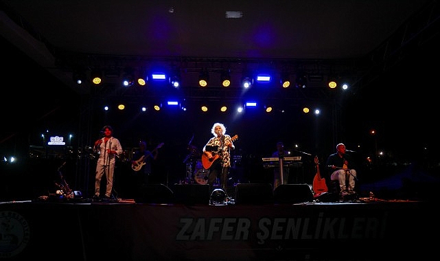 Ören’de Yeni Türkü ile Nostalji Rüzgârları Esti