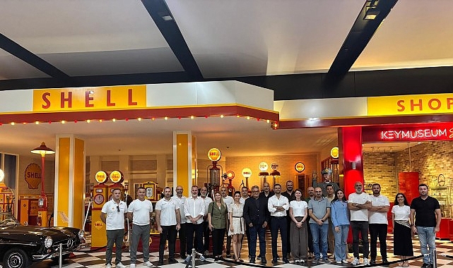 Shell&Turcas Madeni Yağlar, Müşterilerini Otomotiv Tarihine Uzanan Özel Bir Deneyimde Buluşturdu