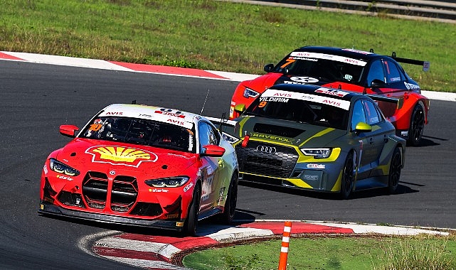 İstanbul Park’ta Zirve Mücadelesi Nefes Kesti